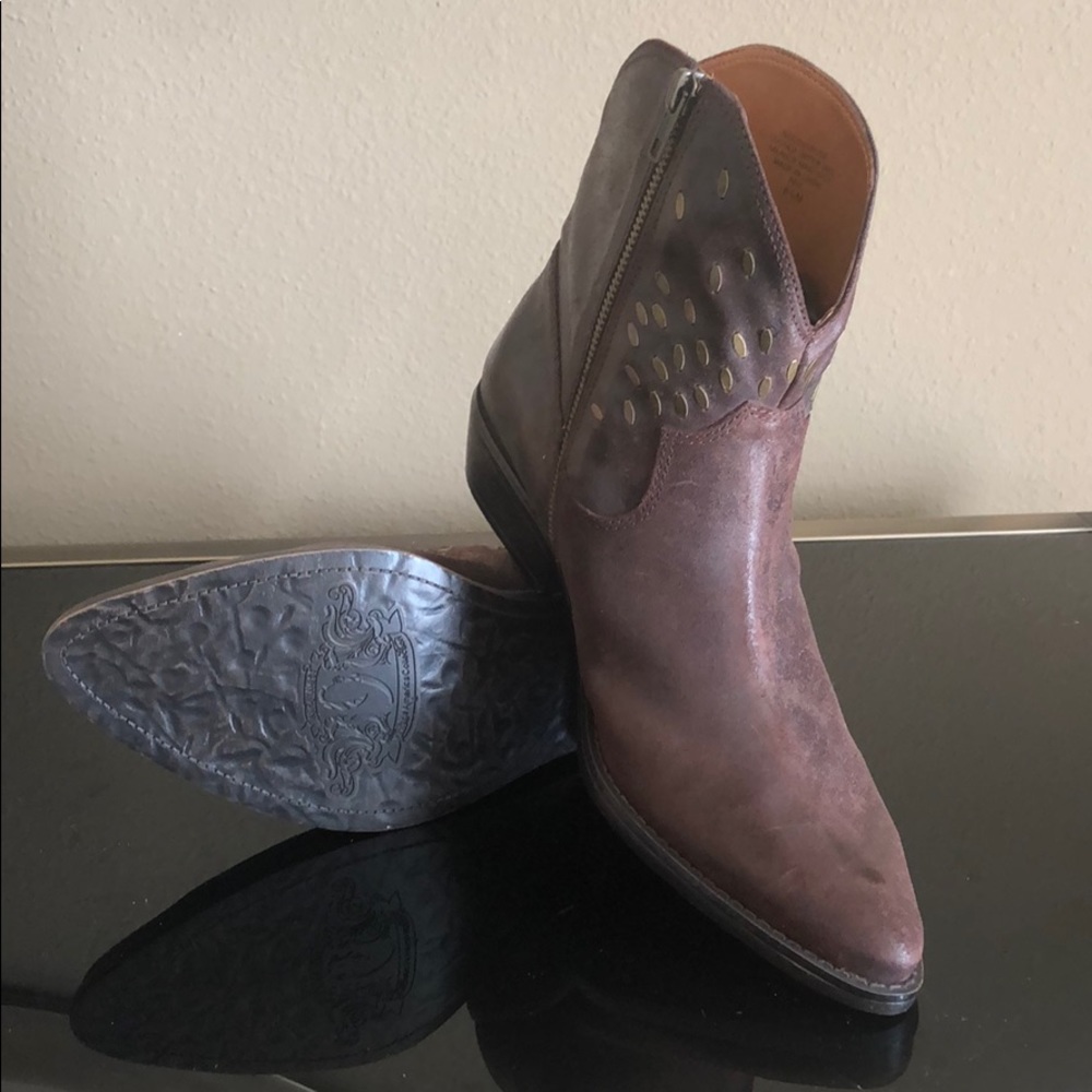 NEW! Nine West Vintage Collection Boots Size 8.5